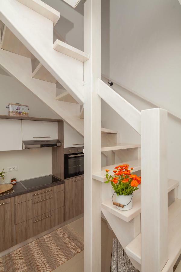 Luxury Apartment With Private Rooftop Terrace Πούλα Εξωτερικό φωτογραφία
