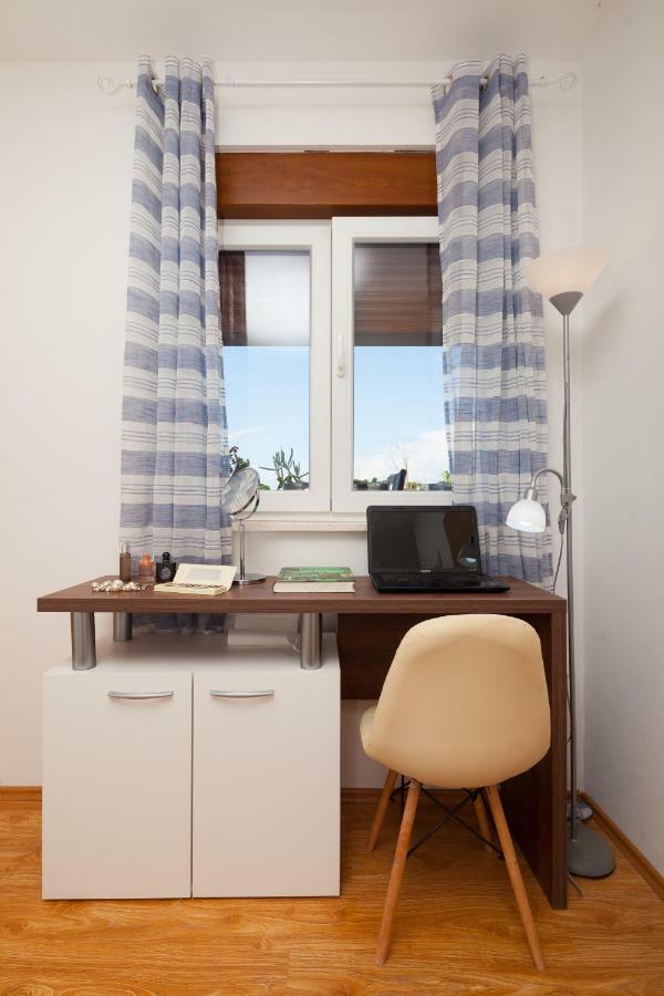 Luxury Apartment With Private Rooftop Terrace Πούλα Εξωτερικό φωτογραφία