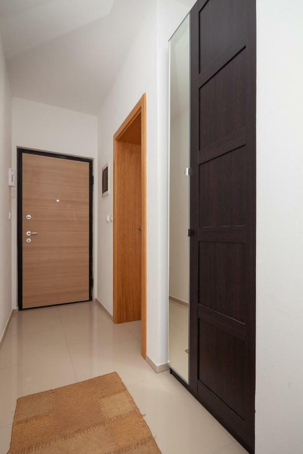 Luxury Apartment With Private Rooftop Terrace Πούλα Εξωτερικό φωτογραφία