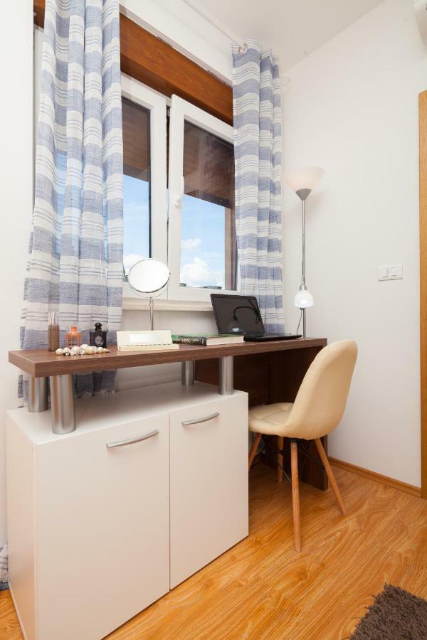 Luxury Apartment With Private Rooftop Terrace Πούλα Εξωτερικό φωτογραφία